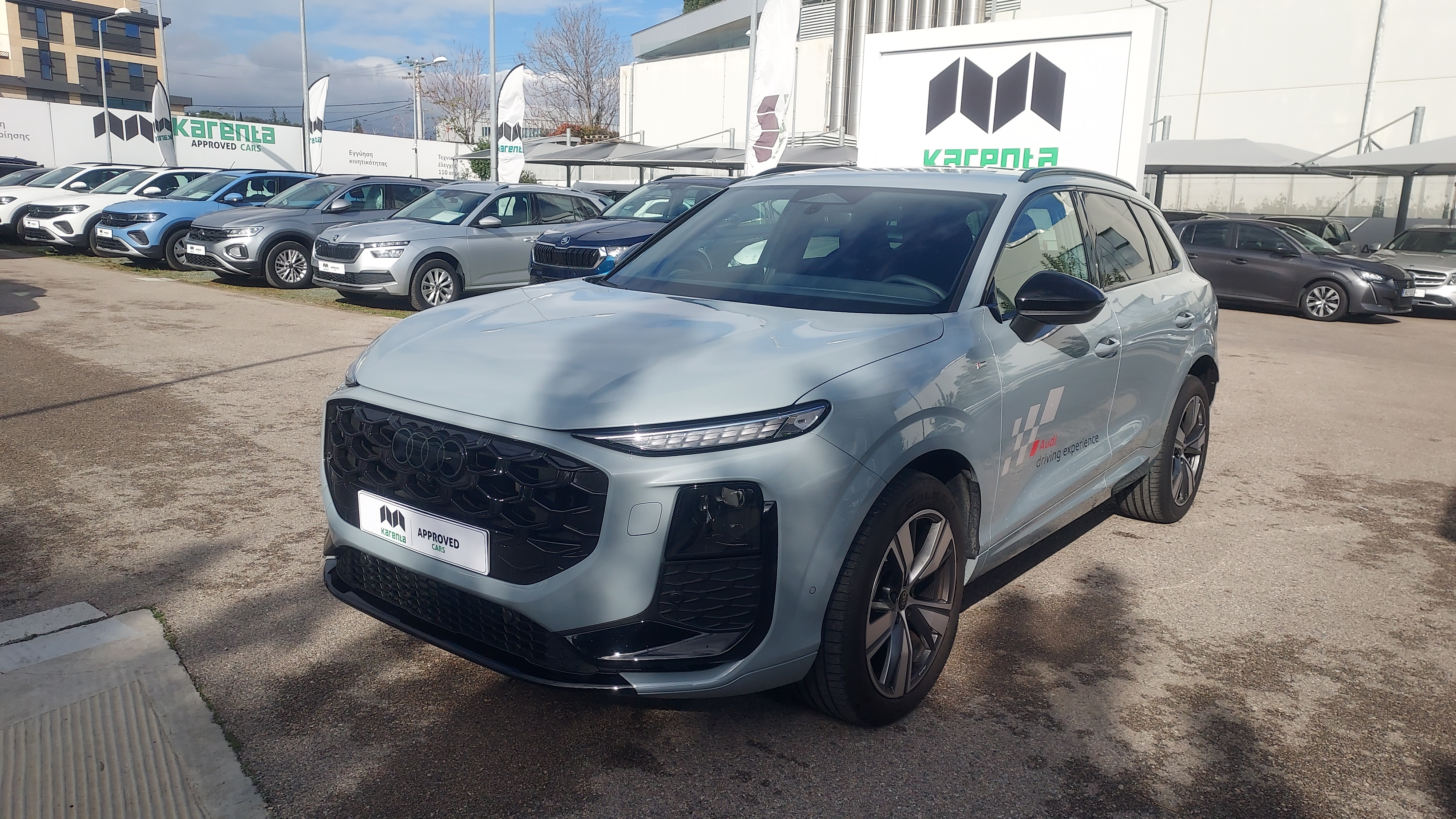 AUDI Q3 1.5 TFSI HYBRID 150 PS S TRONIC ADVANCED S LINE