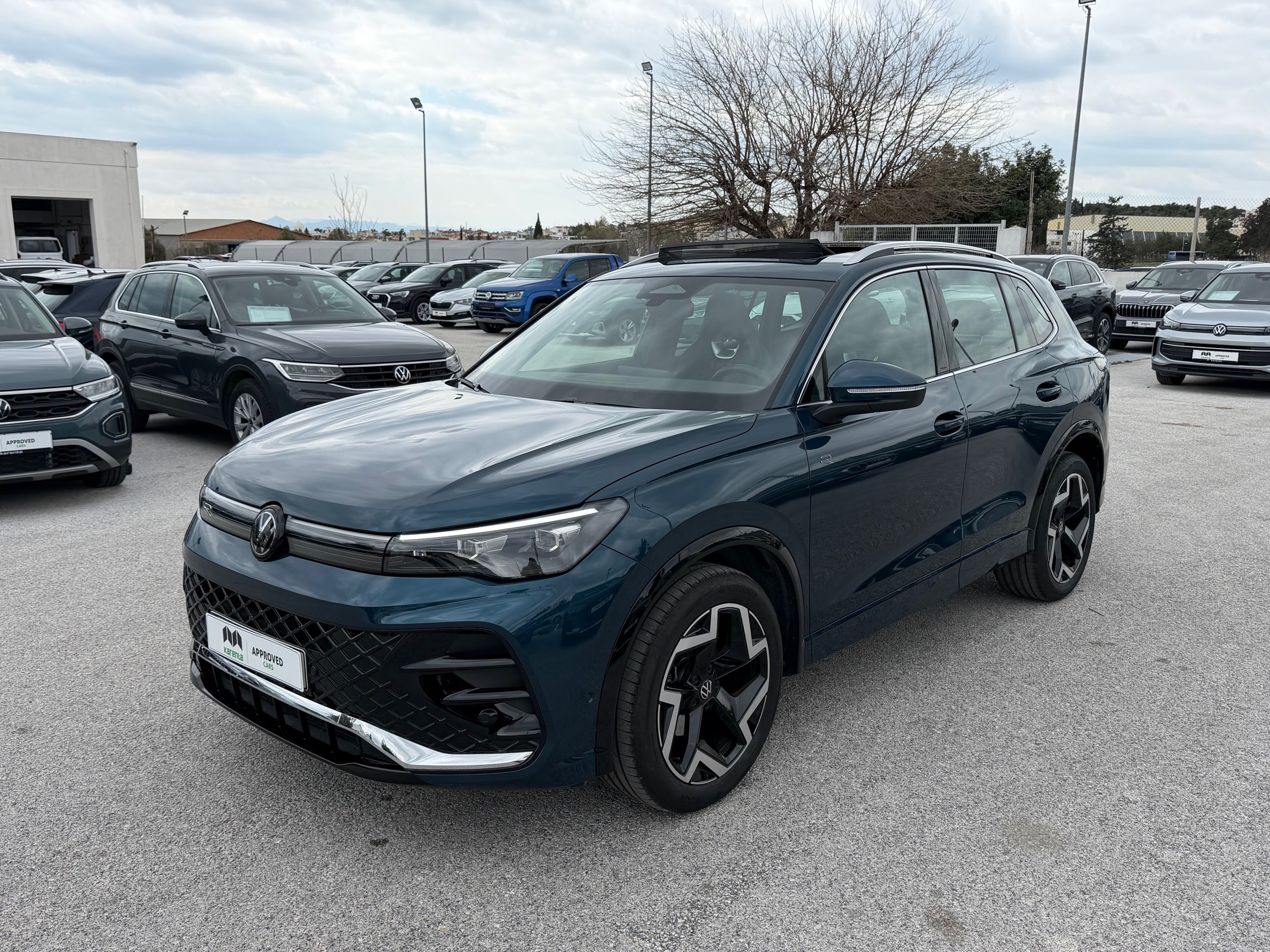 VOLKSWAGEN TIGUAN 1.5 eTSI R-LINE